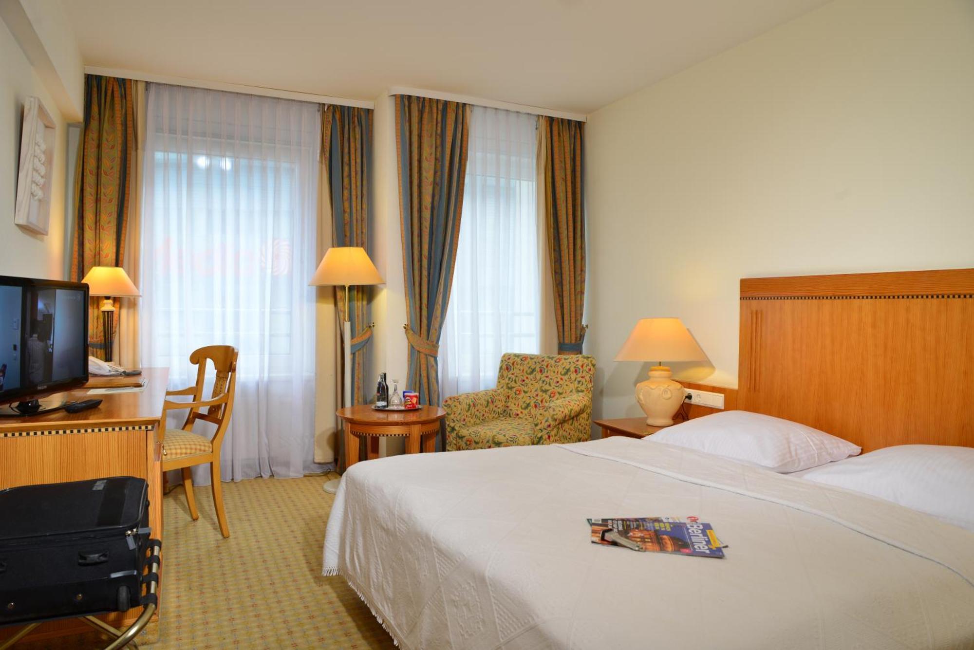 Standard Twin Room,191340322:JPEG